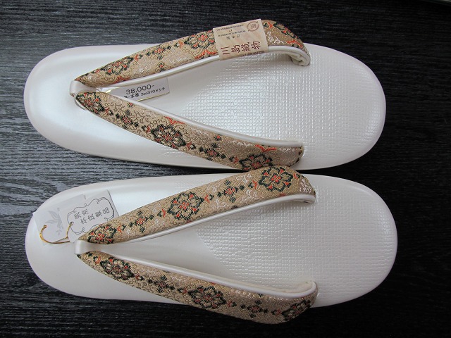 本革型押し草履台-川島織物の鼻緒 本革型押し草履台-川島織物の鼻緒