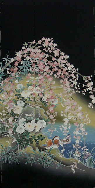 上前-京加賀友禅黒留袖 上前-京加賀友禅黒留袖