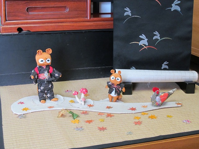 狸の親子のキノコ取り 狸の親子のキノコ取り